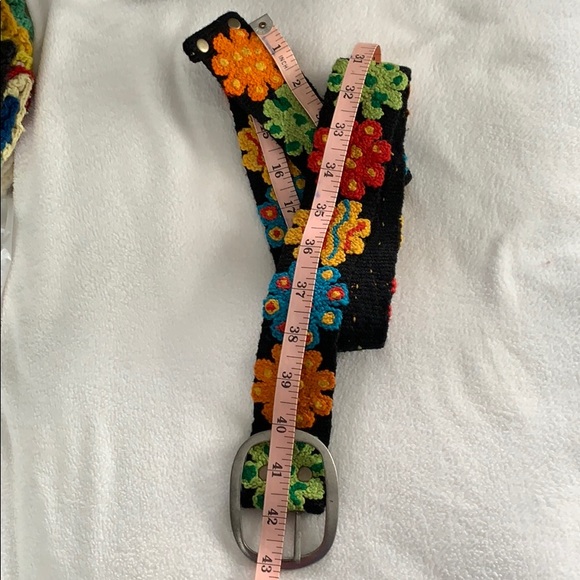 Belt - Picture 4 of 5